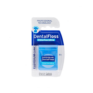Elgydium Clinic Fio Dentário com Clorohexidina, encerado e impregnado em clorohexidina a 10%, que favorece a eliminação da placa bacteriana e a prevenção de cáries.